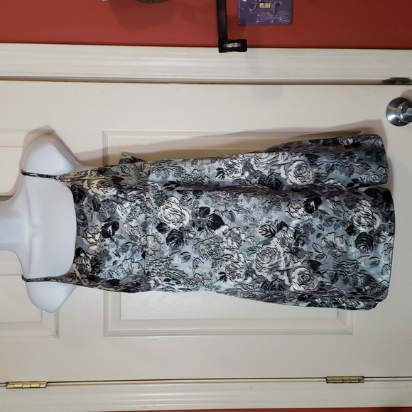 wild fable Dresses & Skirts - Wild Fable Blue Green Floral slinky spaghetti strap slip Dress